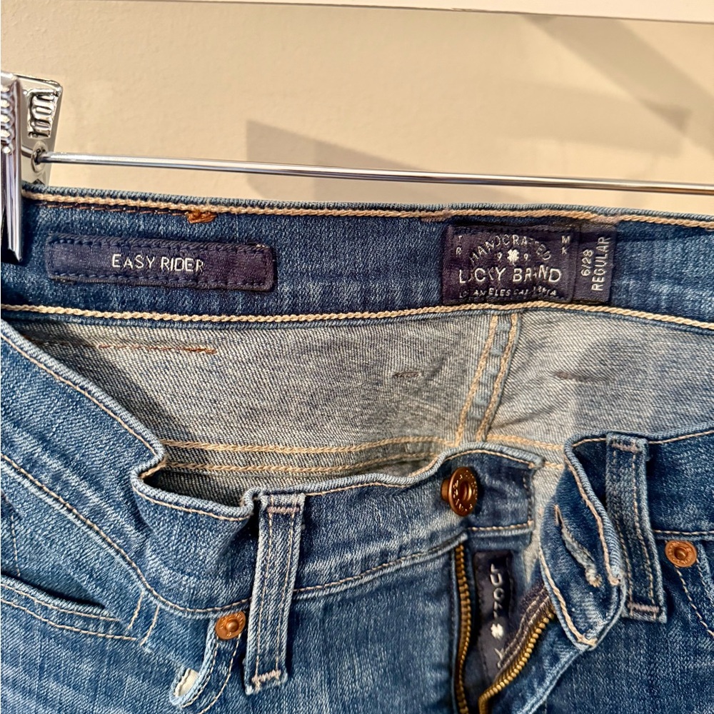 Lucky Brand Jeans - Picture 3 of 5